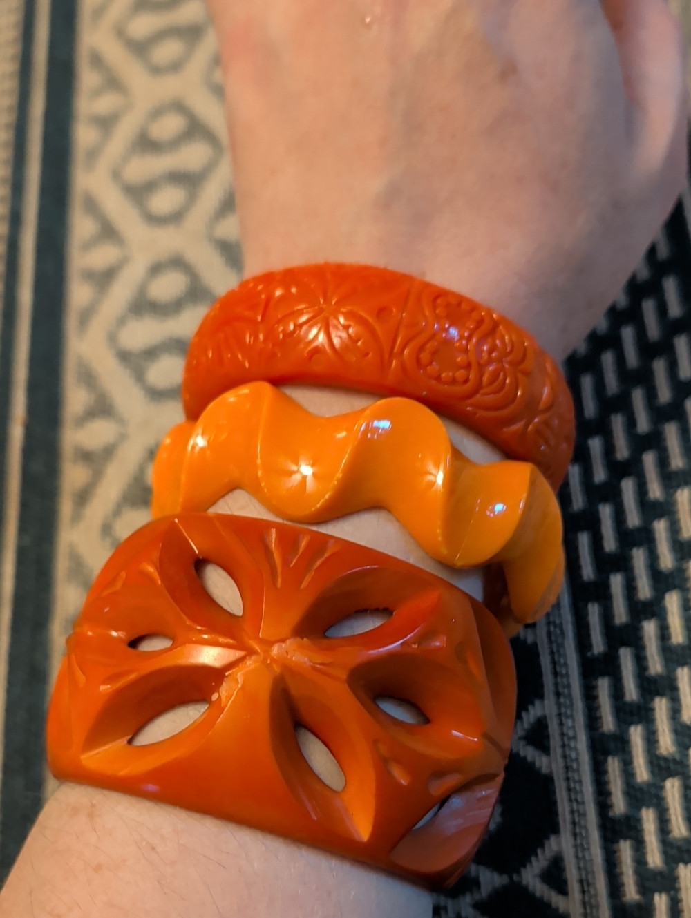 Retro Orange Carved Tropical Tiki Bakelite-Style Bangle Trio
